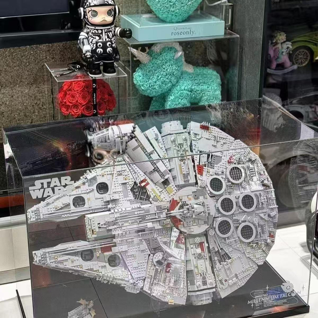 Millennium Falcon  （ Star Wars）75192pcs